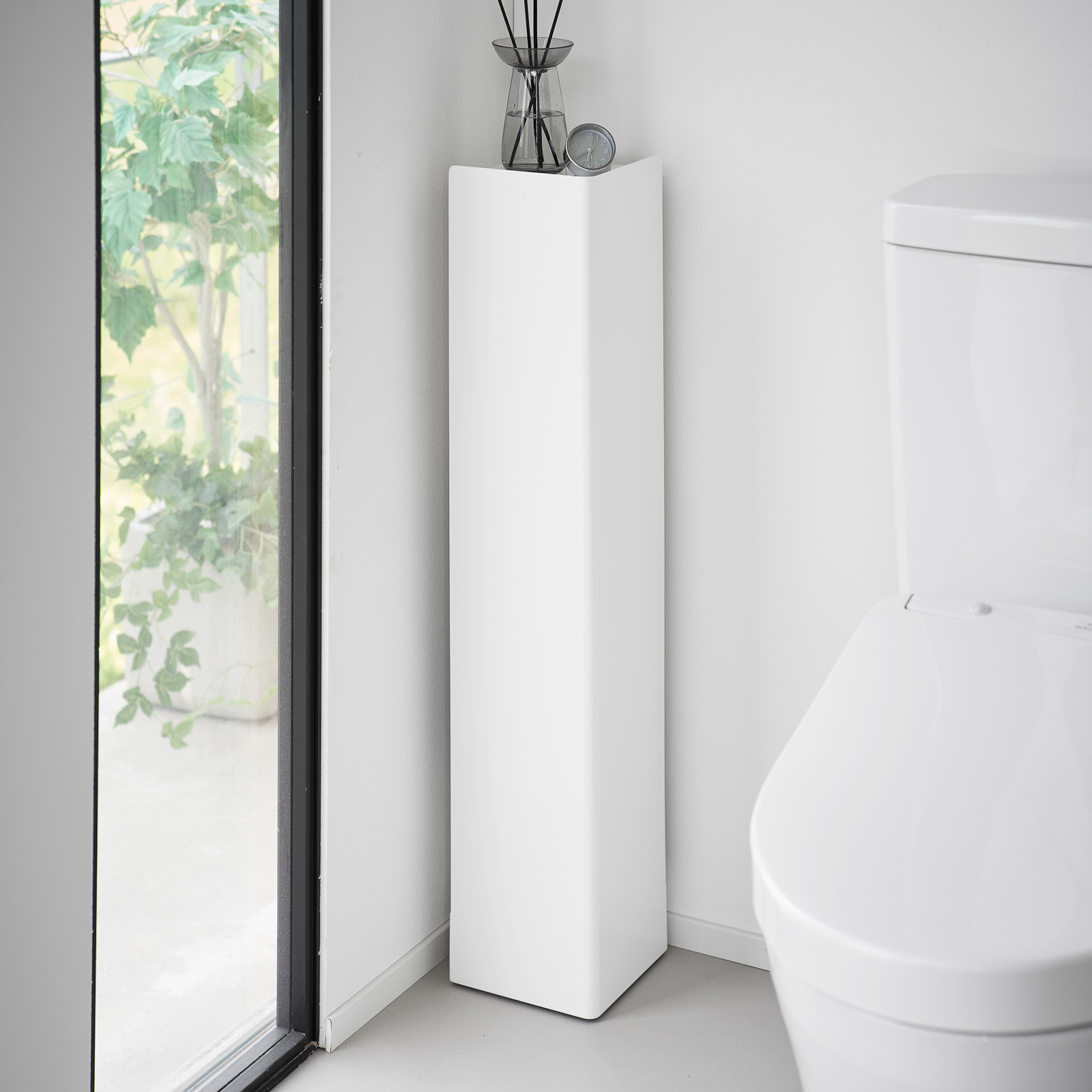 TOWER Toilettenpapierhalter mit Rollen weiss 