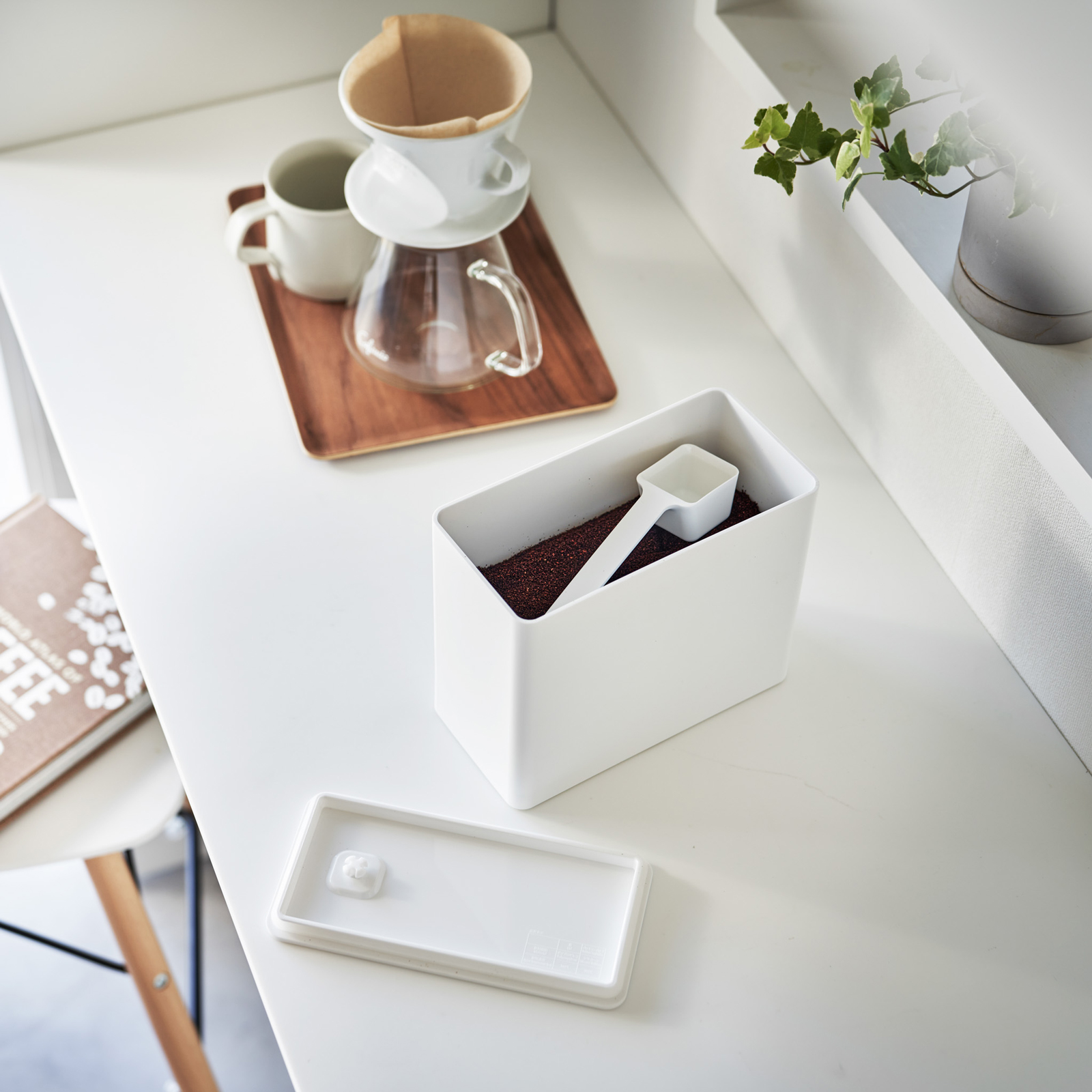 Luftdichte Kaffeedose TOWER weiss 