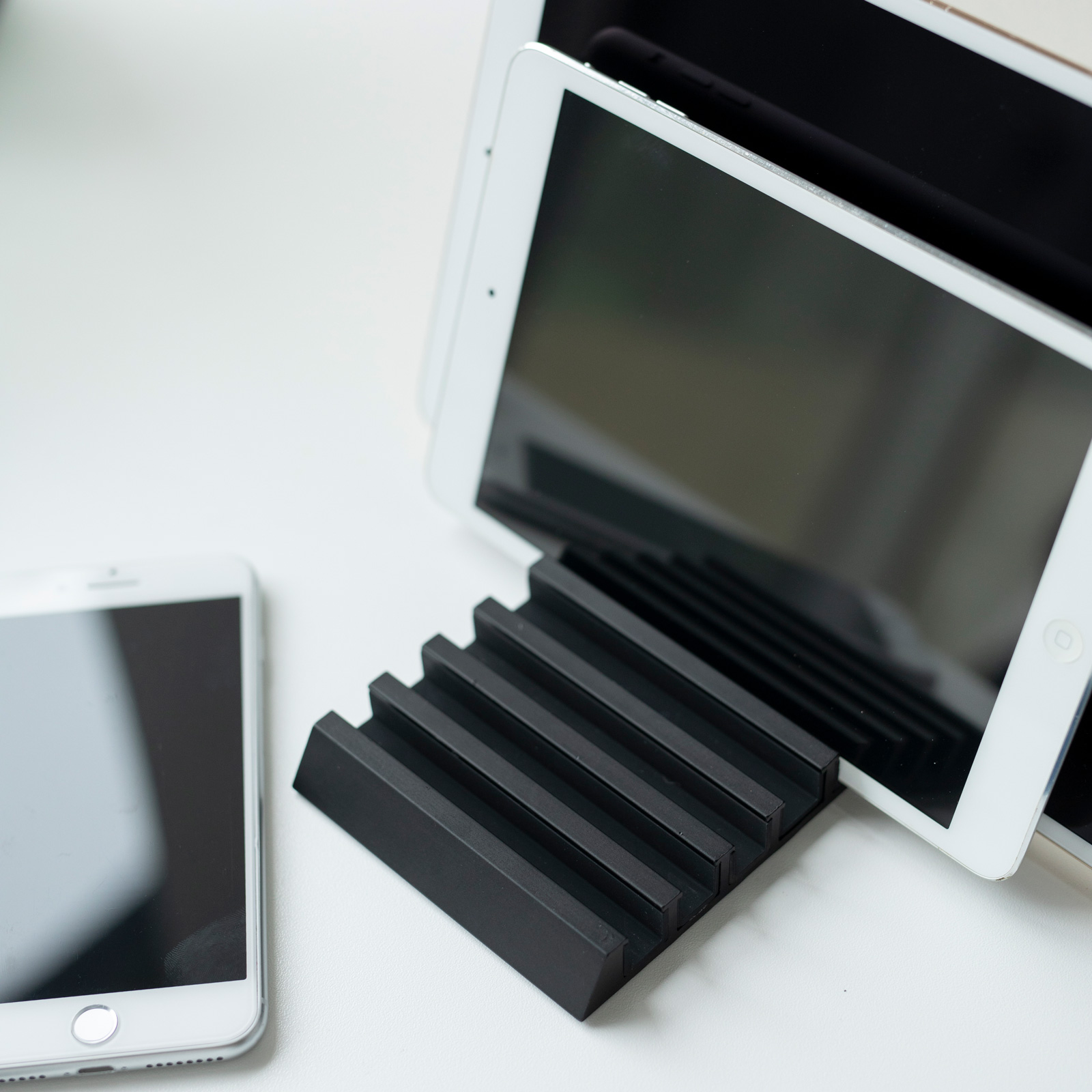 Tablet-Halter TOWER schwarz 