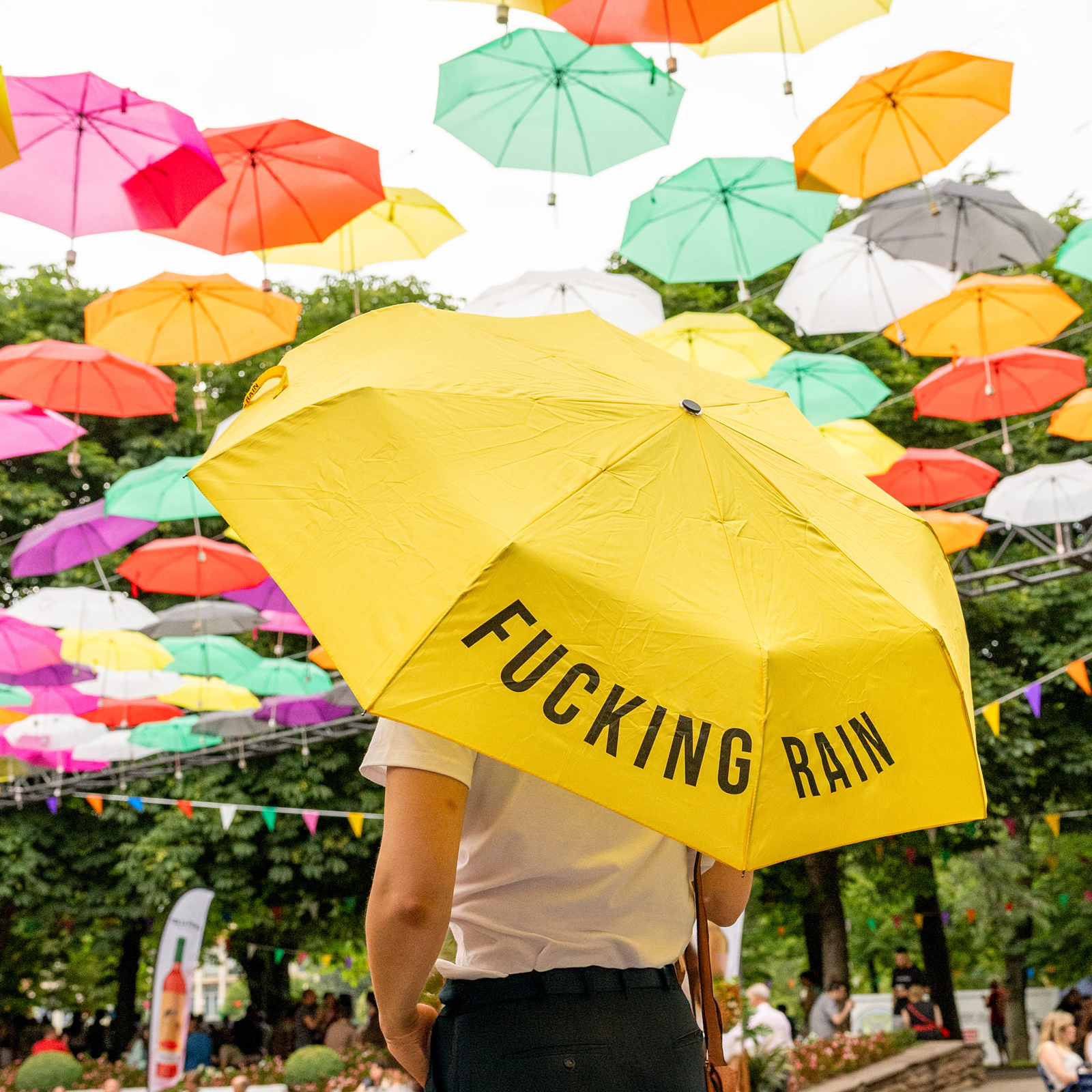 Schirm Yellow FUCKING RAIN 