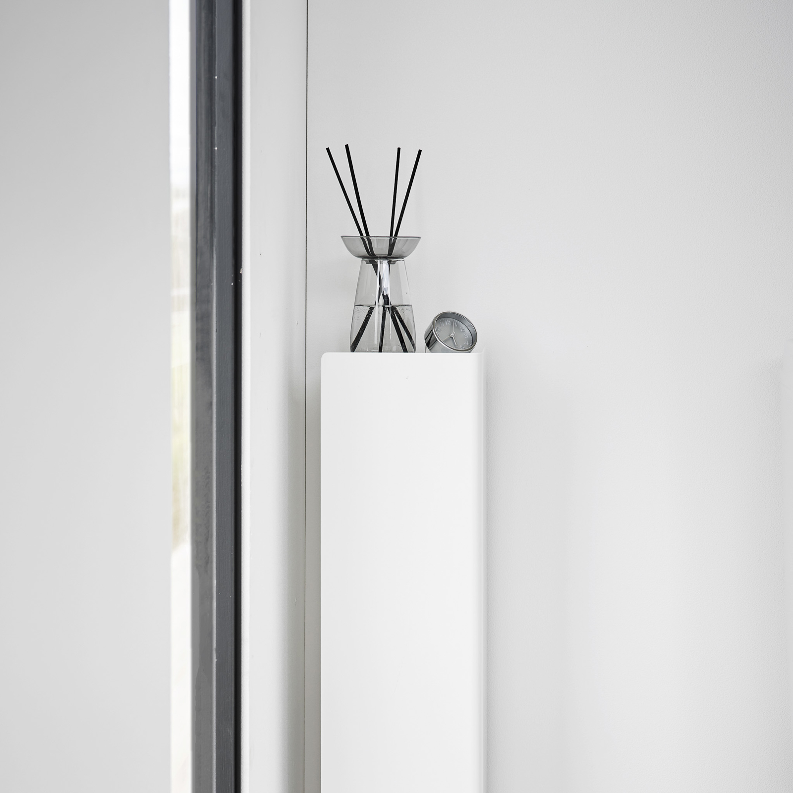 TOWER Toilettenpapierhalter mit Rollen weiss 