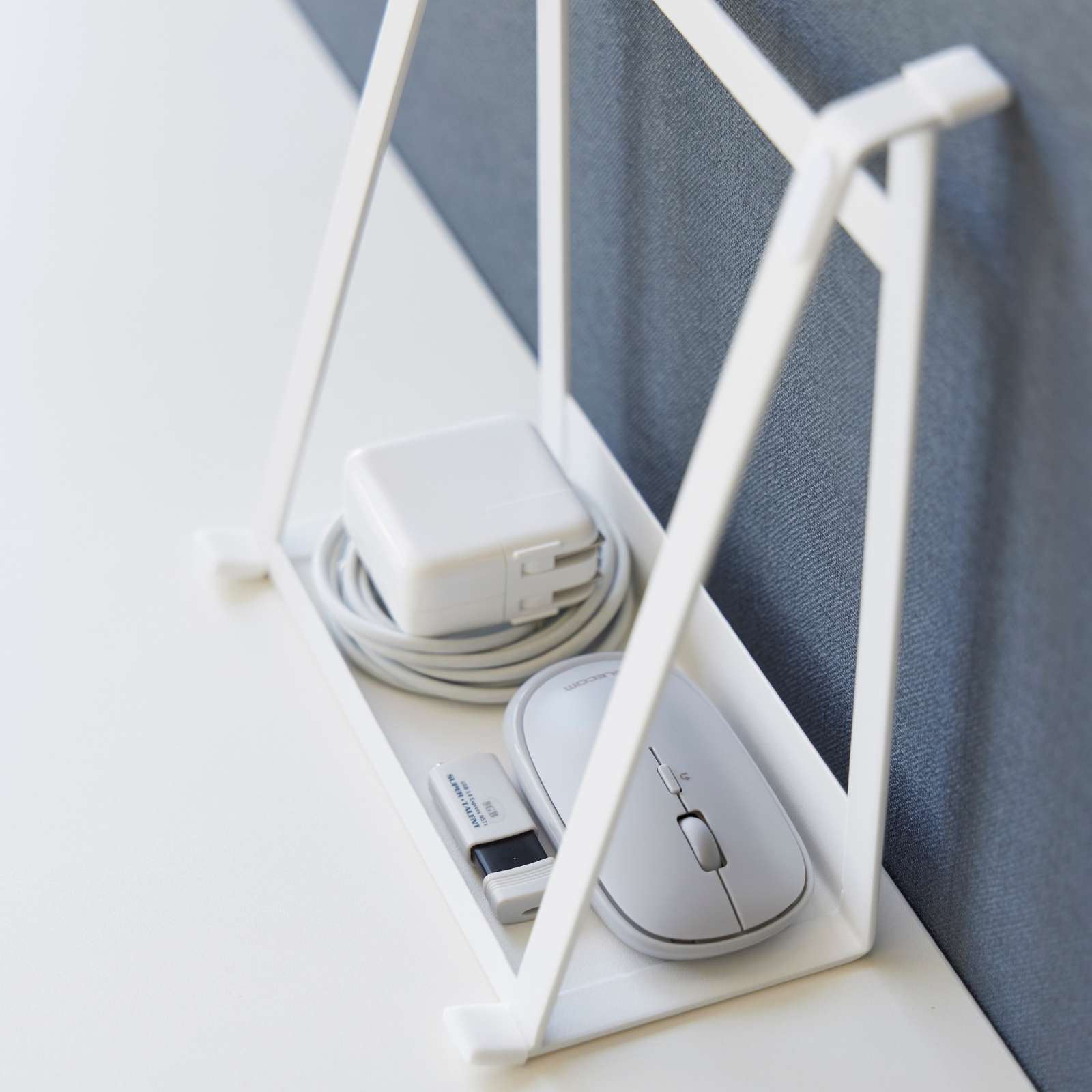 Tablet-/Laptophalter mit Doppelfunktion TOWER weiss 