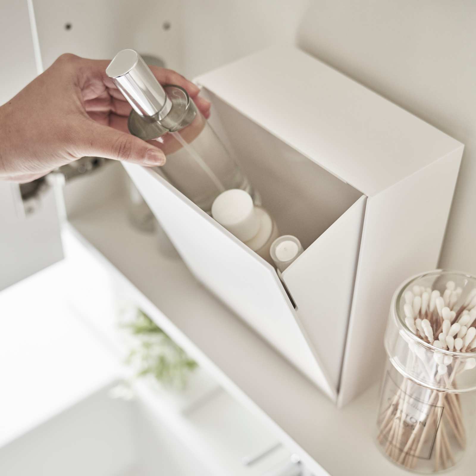 Klebehaken-Aufbewahrungsbox TOWER weiss 
