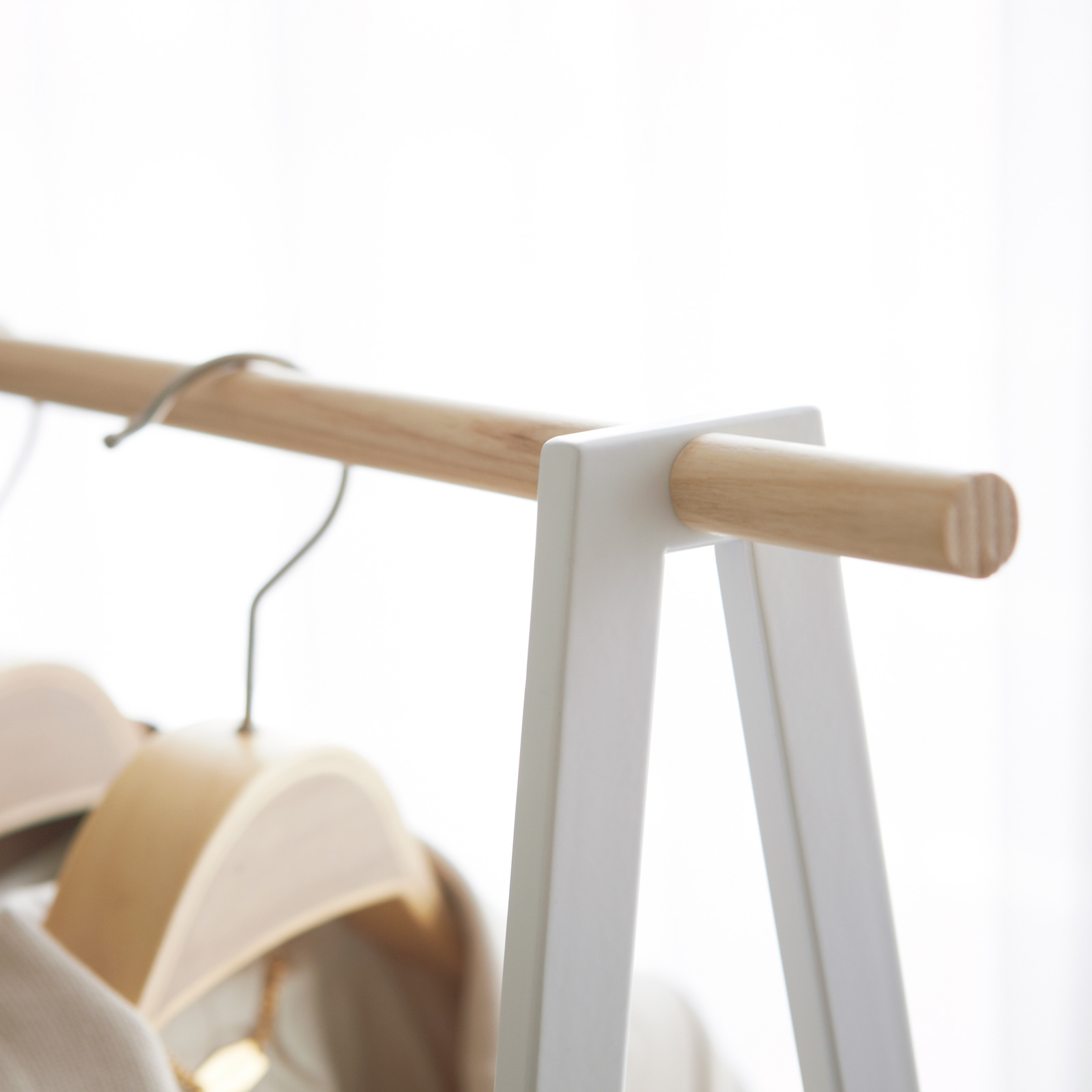 Garderobe TOWER weiss 