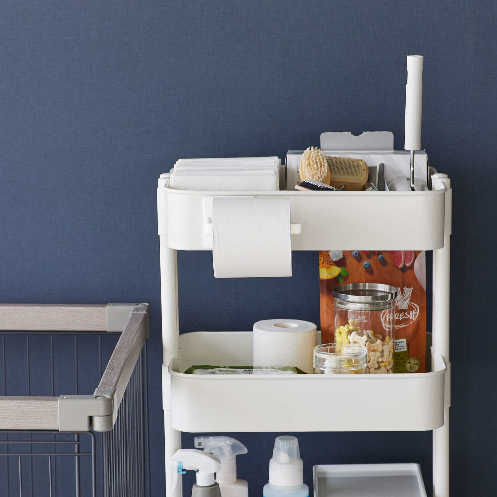 TOWER Magnetischer Toilettenpapierhalter weiss 