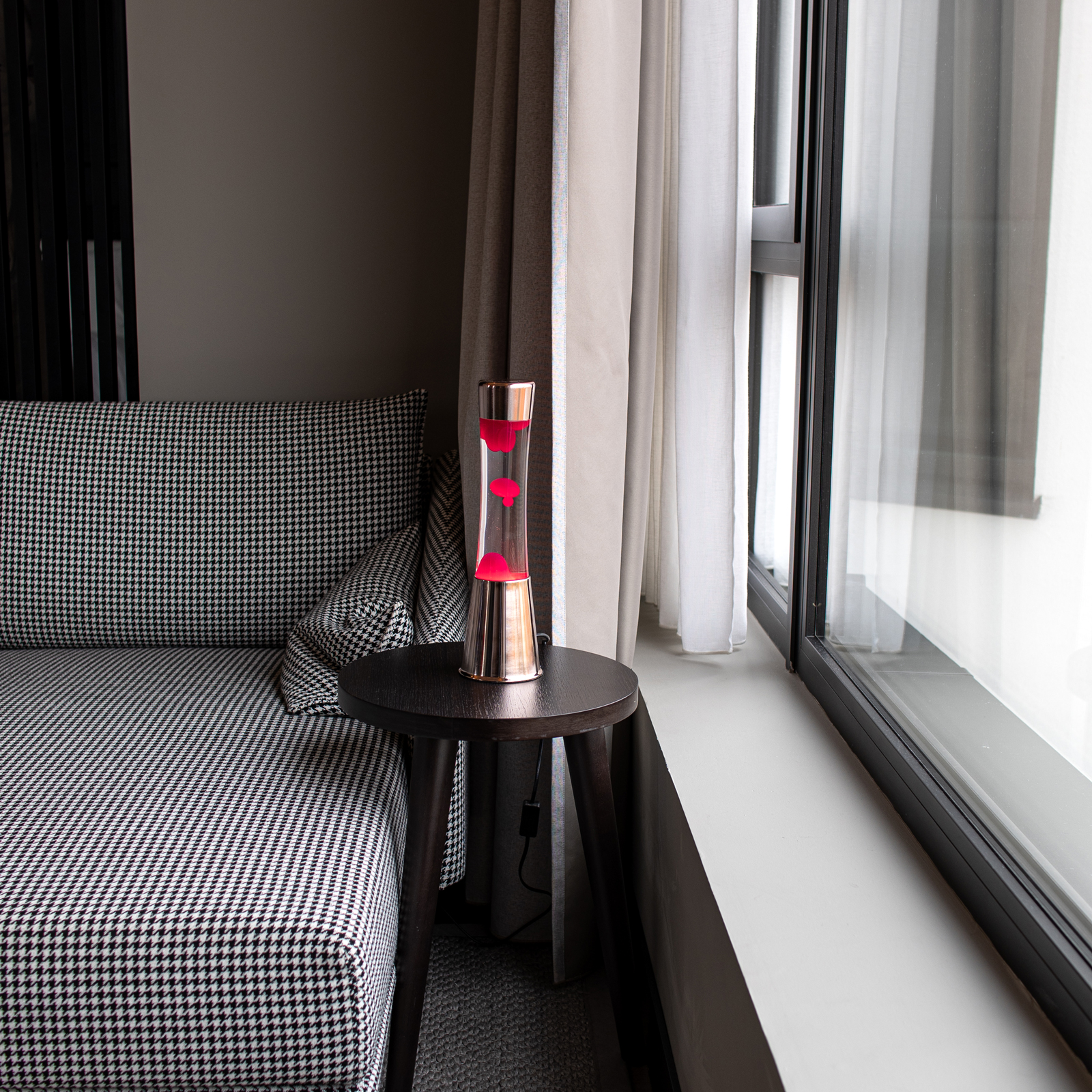Lava Lamp TOWER pink 
