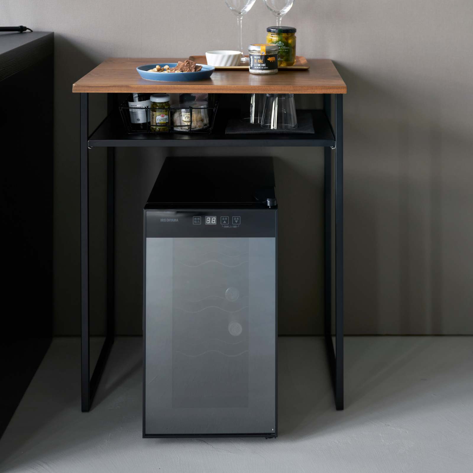 Tisch mit Holzablage/Ausziehplatte TOWER schwarz 