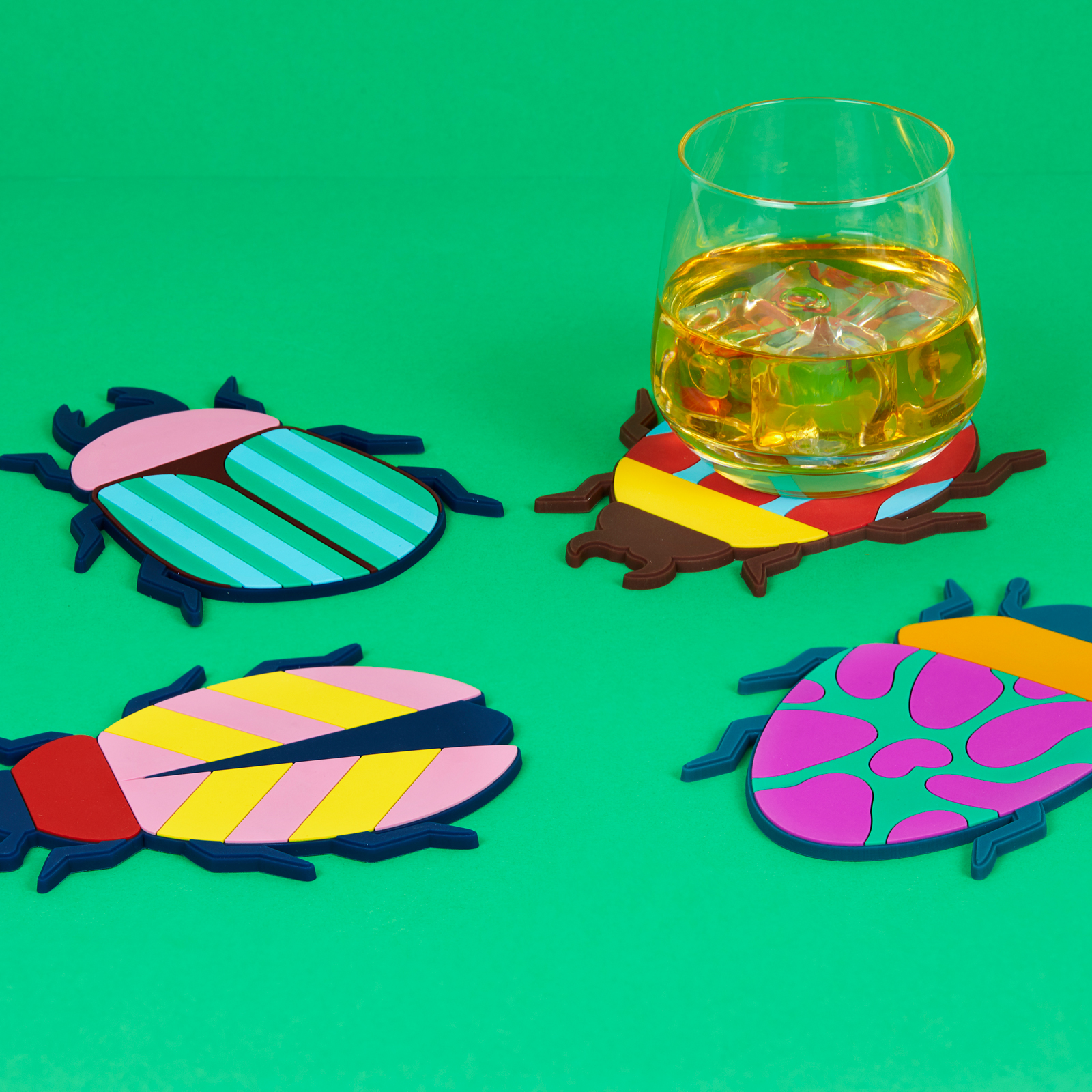 Glas-Untersetzer THE BEETLES 4er Set  aus Silikon, assortiert
