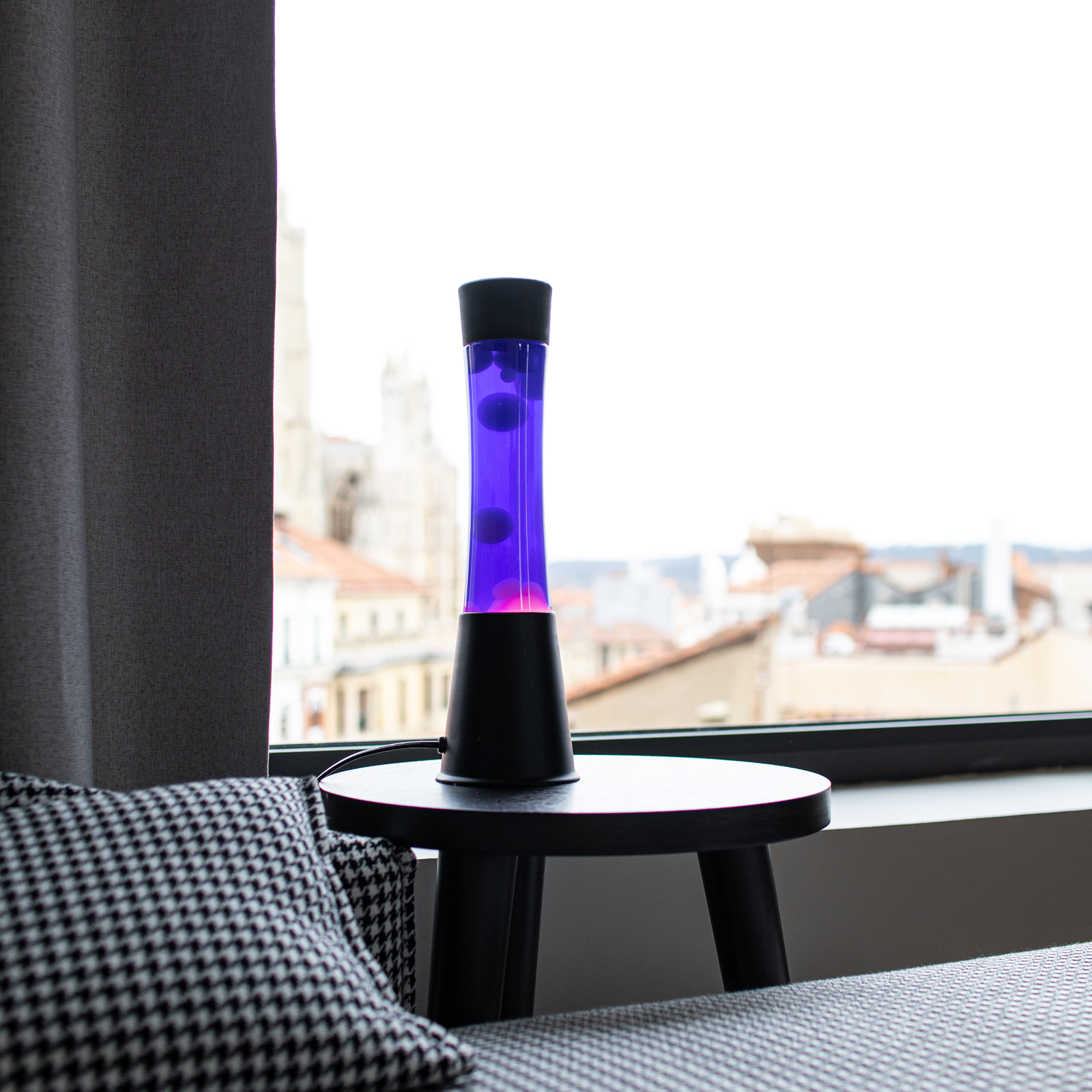 Lava Lamp TOWER Purple Black Base 