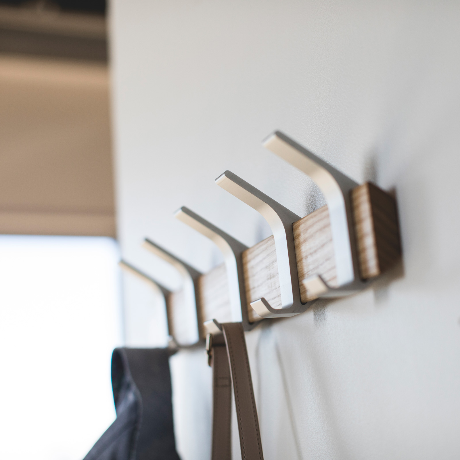 Wandgarderobe RIN silber 
