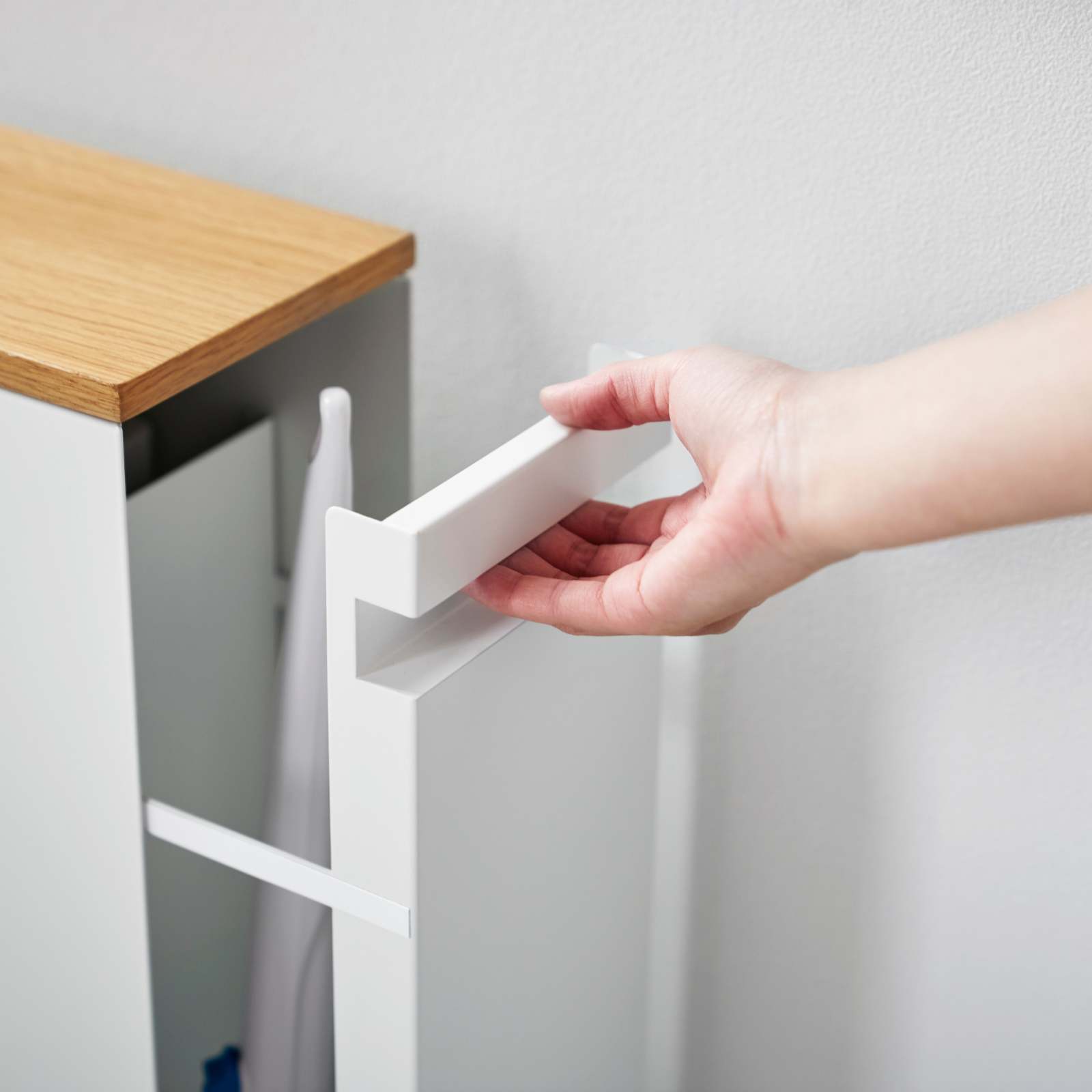 Auszieh-Regal mit Holzablage TOWER weiss 