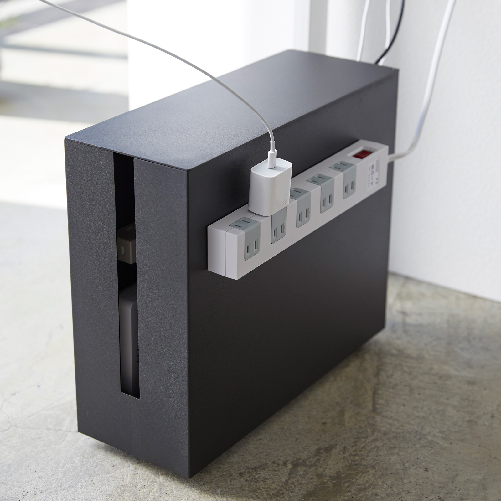 Kabelbox mit Rollen TOWER schwarz 