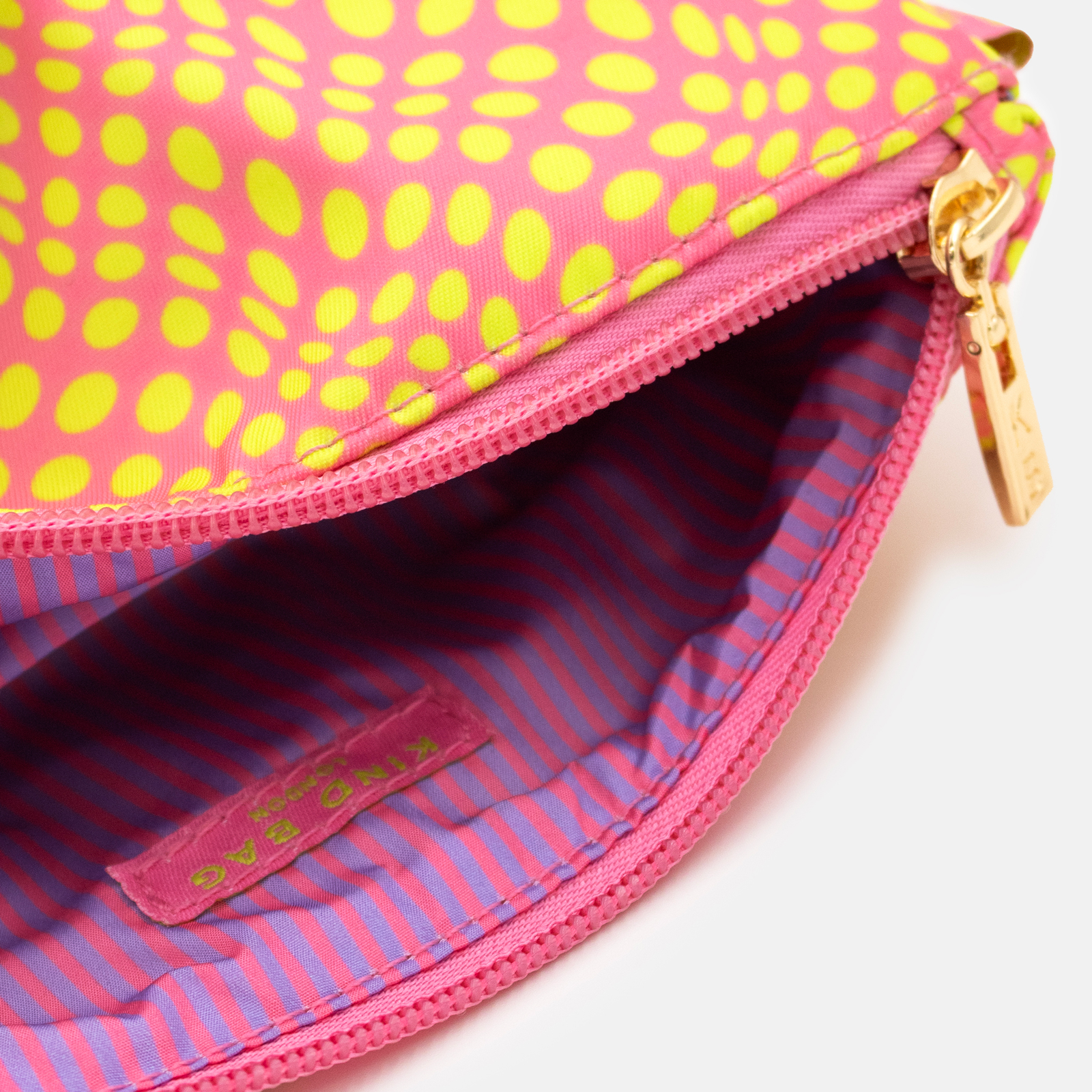 Essentials Case Twisted Polka pink & yellow 