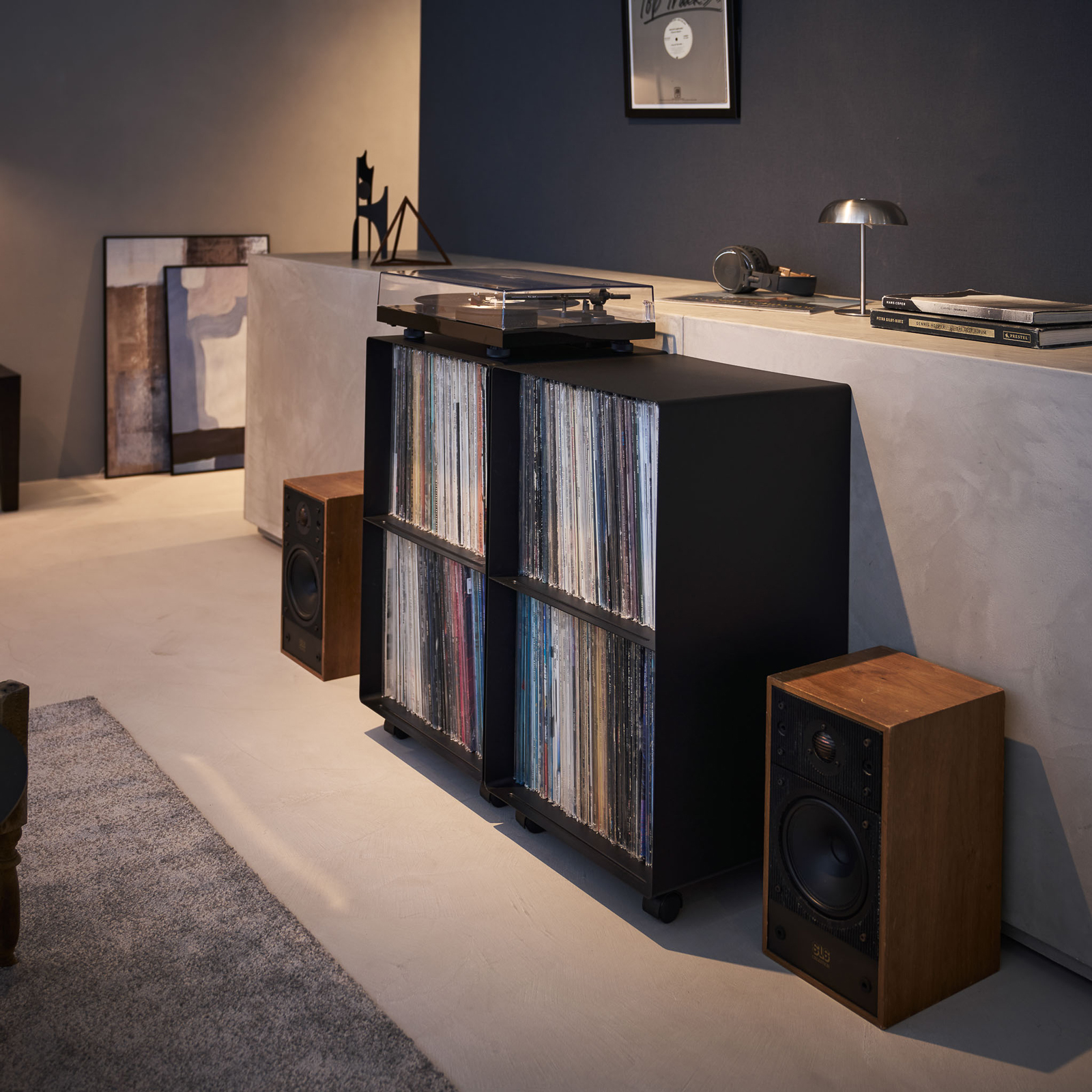 2-stöckiges Schallplatten-Regal mit Rollen TOWER schwarz 