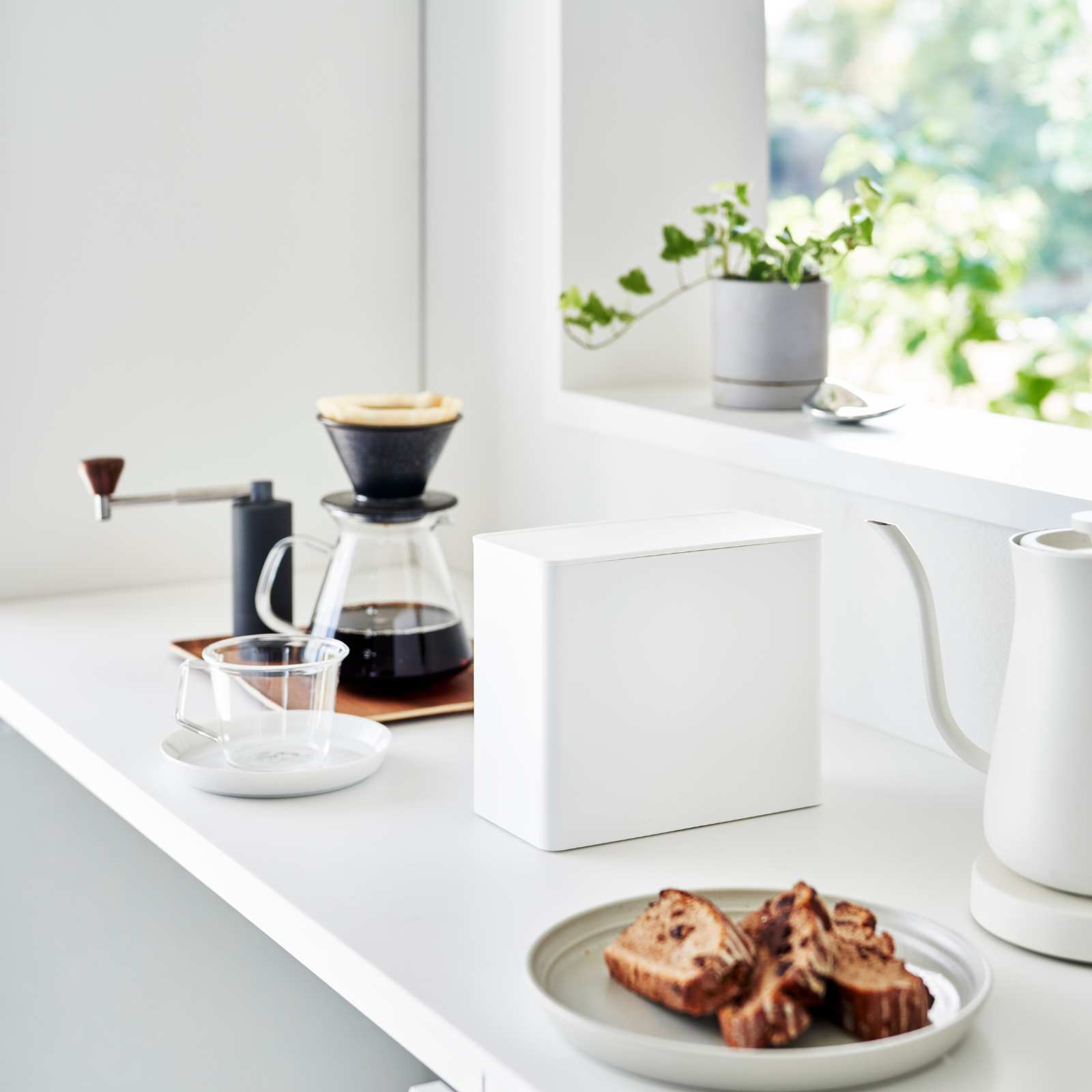 Kaffeefilterbox TOWER weiss 