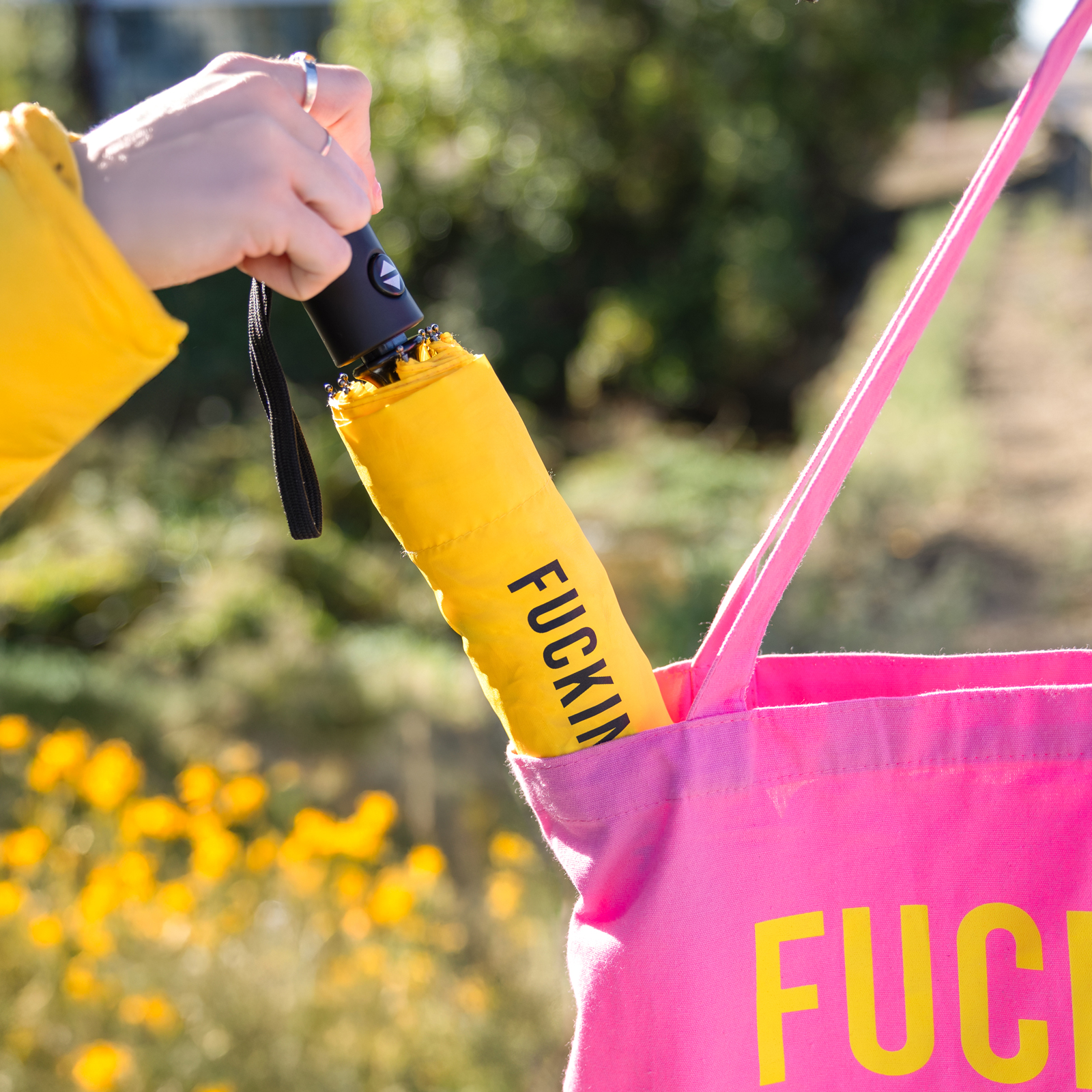 Schirm Yellow FUCKING RAIN 