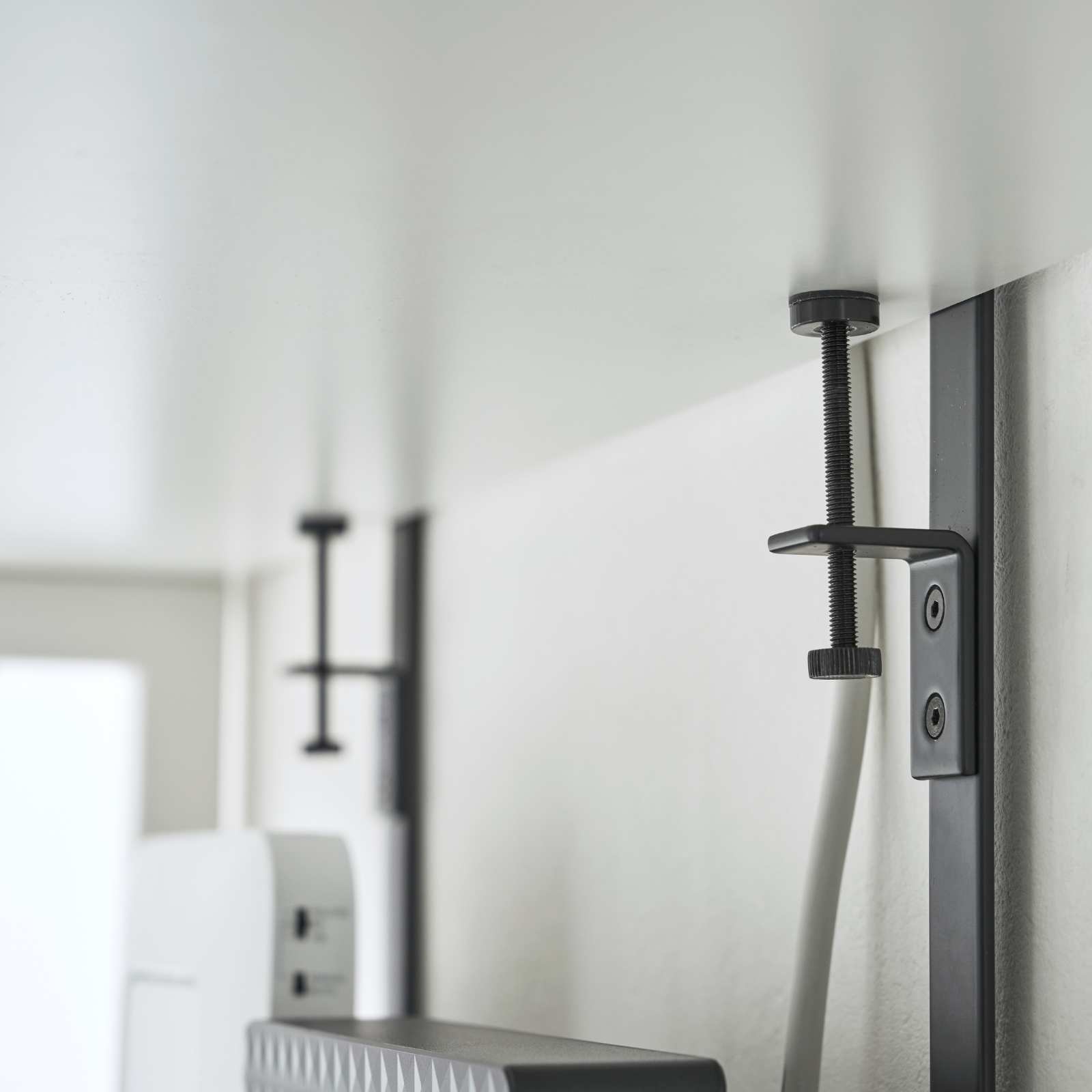 Untertisch-Kabel-/Router-Organizer SMART  schwarz