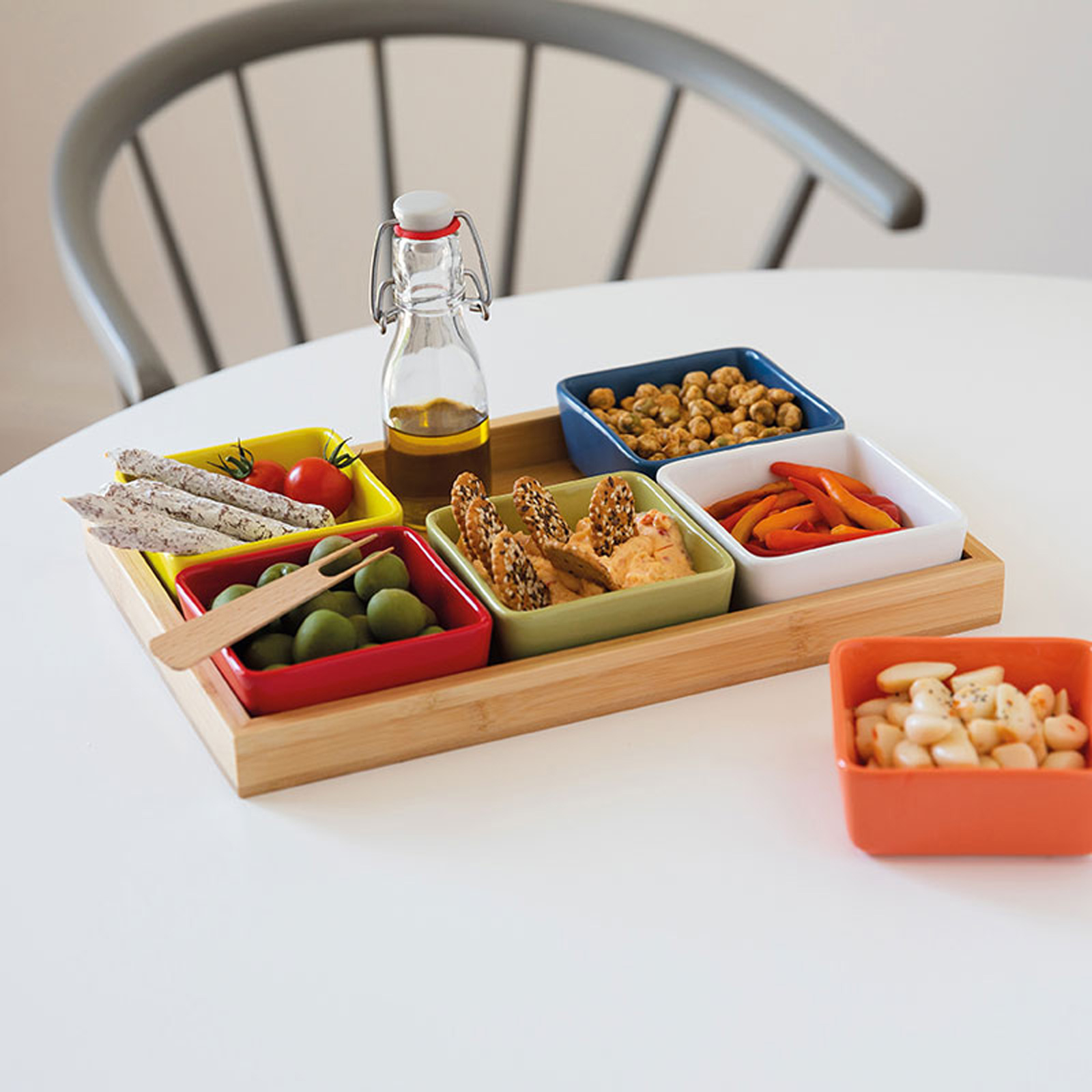 Schalenset mit Holztablett 7er Set 